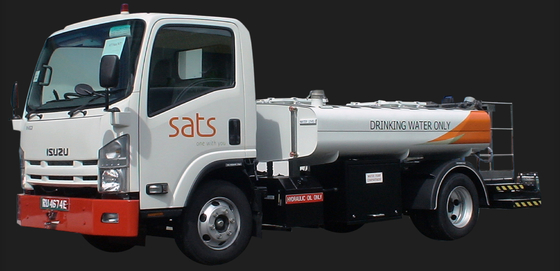 วัสดุเพื่อสิ่งแวดล้อม 4000L Water Service Truck Isuzu Chassis
